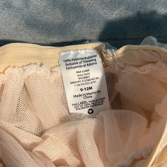 0-12 months‎ skirt - Picture 3 of 3